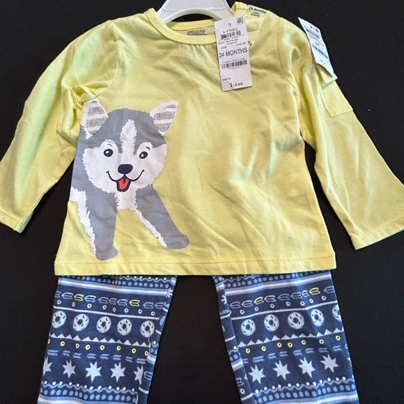 FIRST IMPRESSIONS UNISEX 2-PC SET - Picture 1 of 7